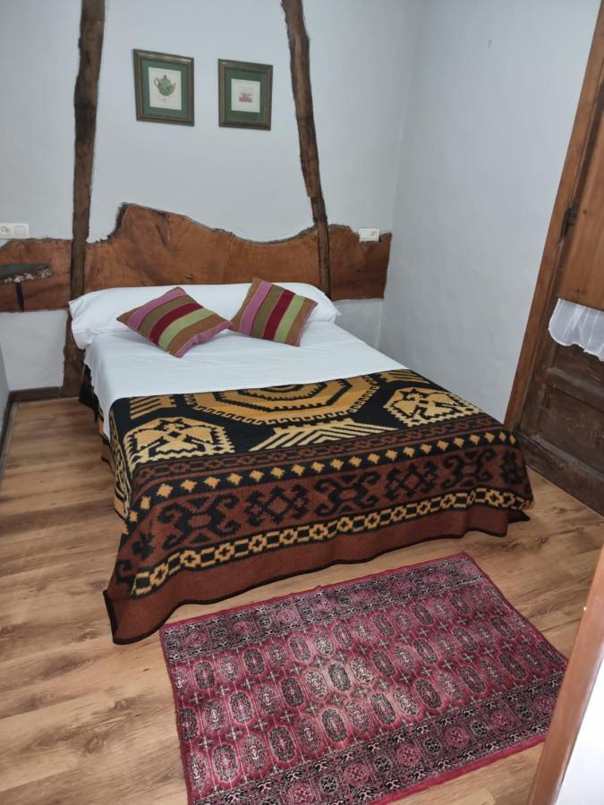 Villa Corias Casona Junto Al Narcea Exterior foto